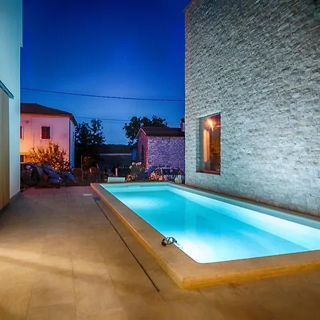 2 In 1 Villa Fiorini