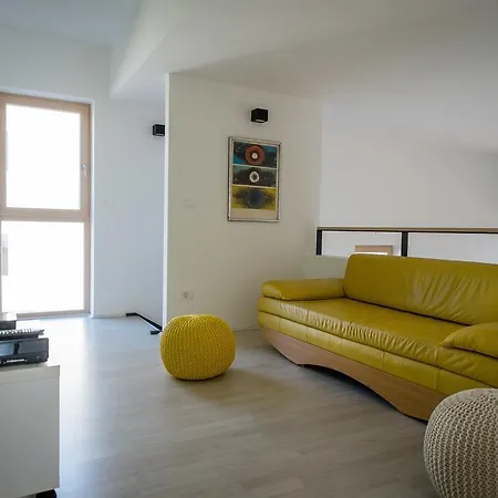 Villa 2 In 1 *